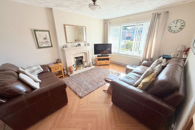 14, Sandbrook Way, Manchester photo 4