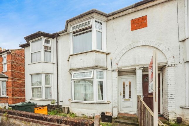 Terraced house for sale in Abercromby Avenue, High Wycombe