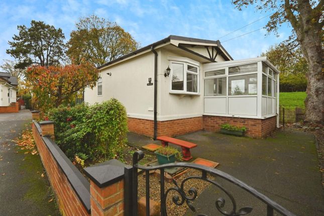 2-bed caravan on 9 Palace Road Residential Park, Palace Road, Ripon, £130,000