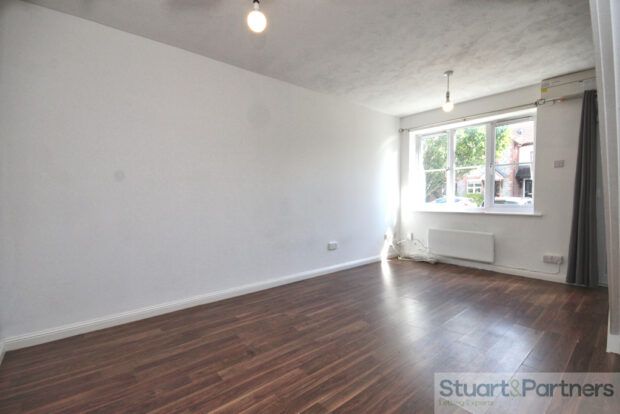 19, Perryfields, Burgess Hill photo 4