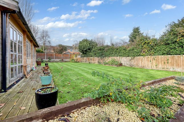 High Street, Kelvedon CO5, 7 bedroom terraced house for sale - 69025765 ...