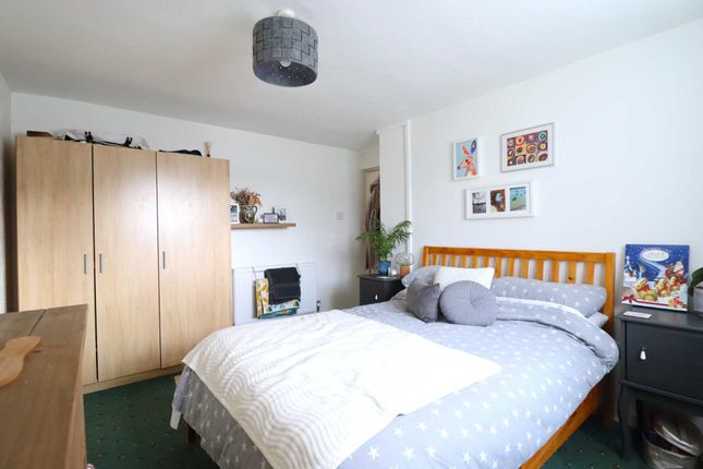 Flat for sale in Williton Cresent, Weston-Super-Mare