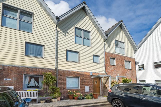 Thumbnail Terraced house for sale in Heron Square, Newport