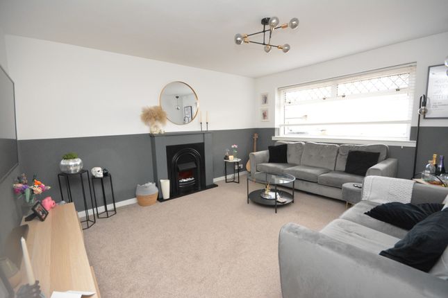 Flat for sale in Aitken Road, Falkirk, Stirlingshire