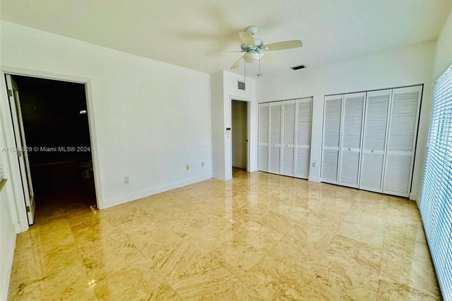 Town house for sale in 3151 New York St # 3151, Miami, Florida, 33133, United States Of America