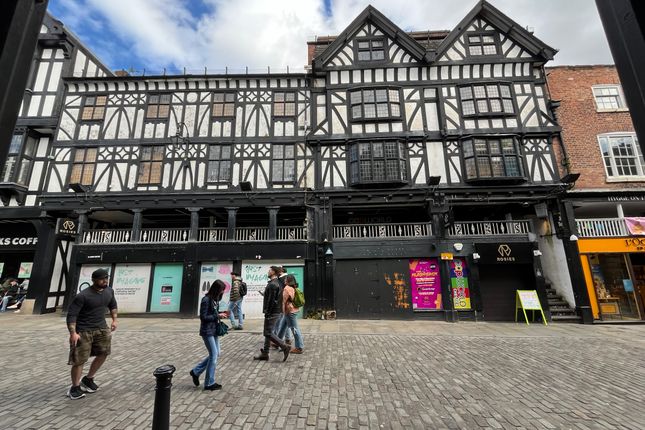 Retail premises to let in Northgate Street, Chester