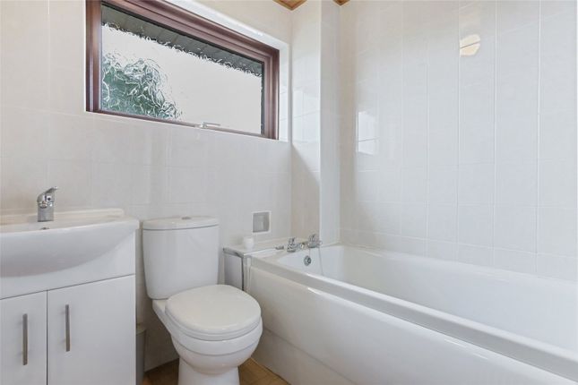 44, Merkland Drive, Glasgow photo 4