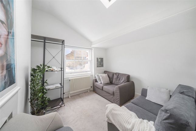 Studio house on Weldon, 94A, Fulham Road, London, £1,144/mo