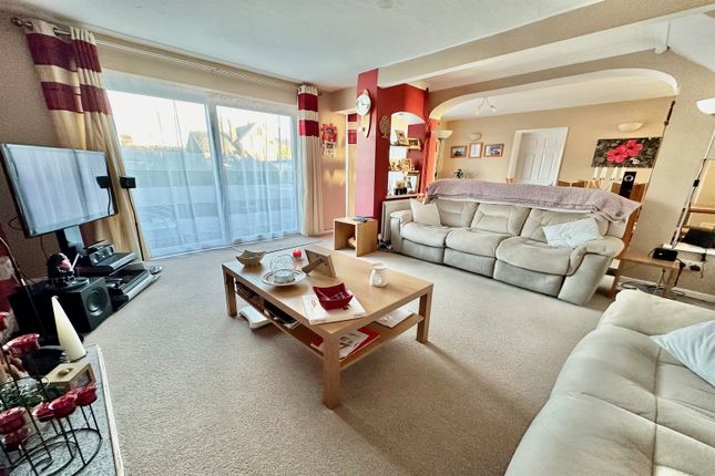 End terrace house for sale in Knowles Close, Halstead