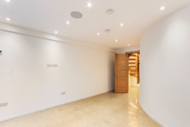 Semi-detached house to rent in Hadyn Park Mews, Shepherd's Bush, London