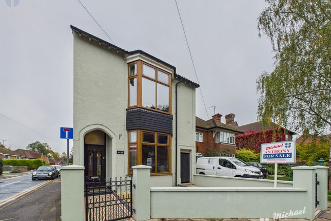 Cam03852G0-Pr0451-Still002