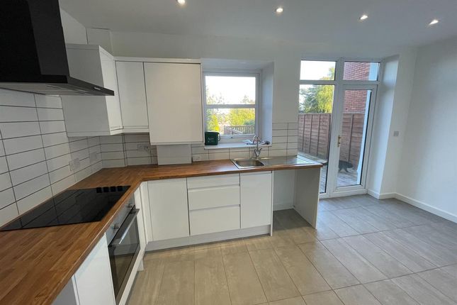 22 Waun Road, Swansea photo 5