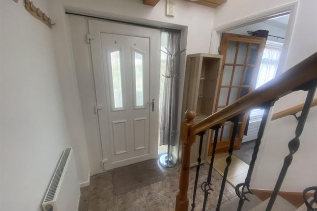 19, Woodkirk Close, Cramlington photo 2
