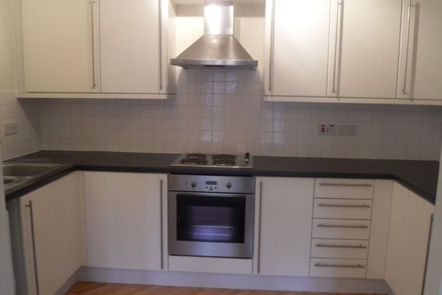 Flat 98, Baltic Wharf Clifton Marine Parade, Gravesend photo 2