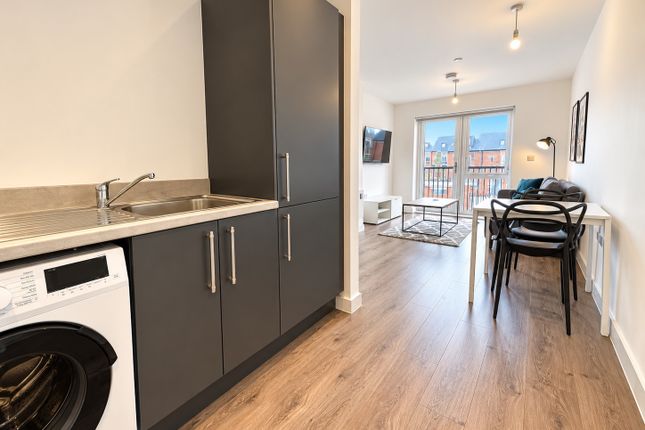 Apartment 27, Liverpool photo 3