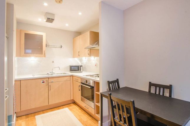 Thumbnail Flat to rent in Rosse Gardens, Hither Green, London