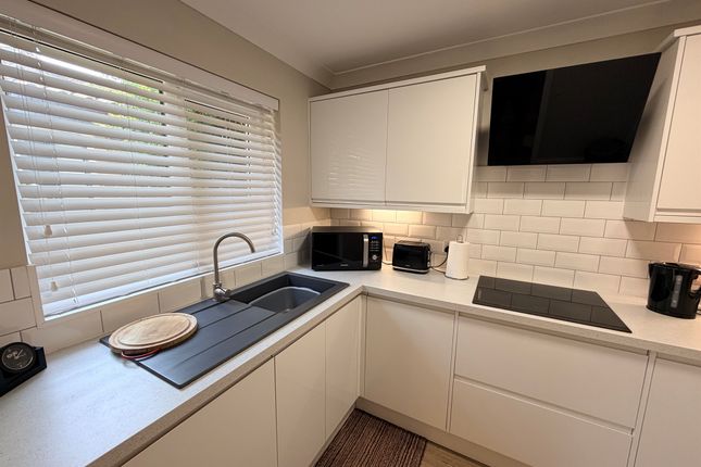 20, Kimbolton Court, PETERBOROUGH photo 3