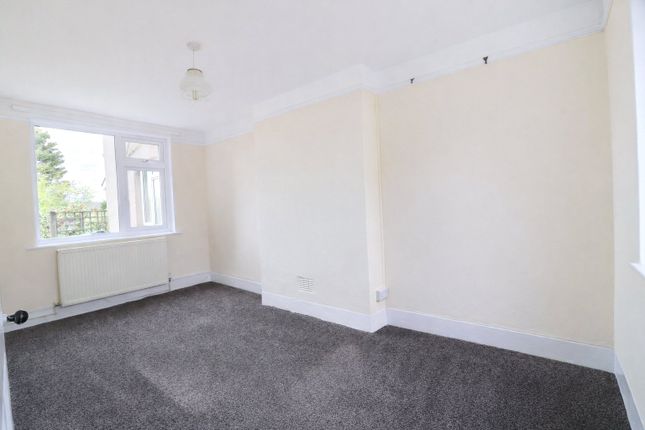 3 Lynn Terrace Stonemans Lane, Torrington Devon, Devon photo 5