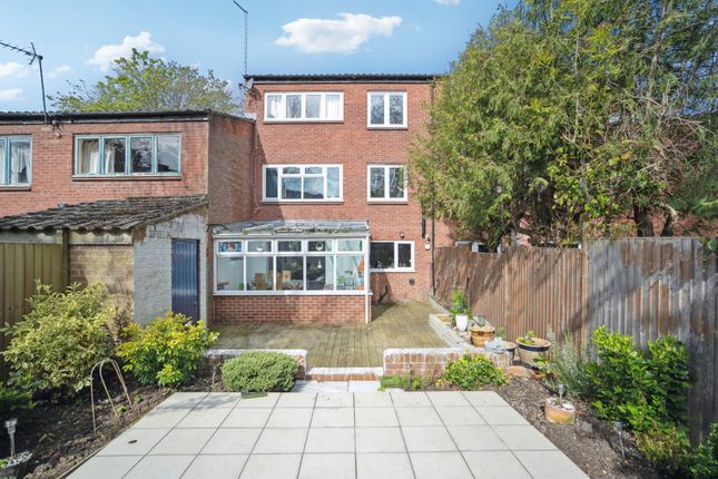 Thumbnail Terraced house for sale in Myrtleside Close, Northwood
