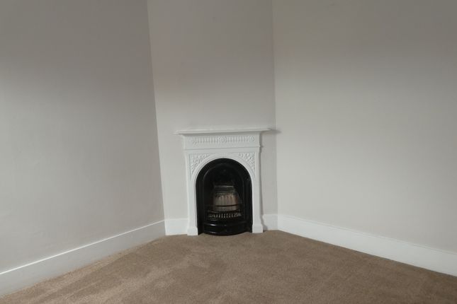2, Linden Road, Littlehampton photo 4