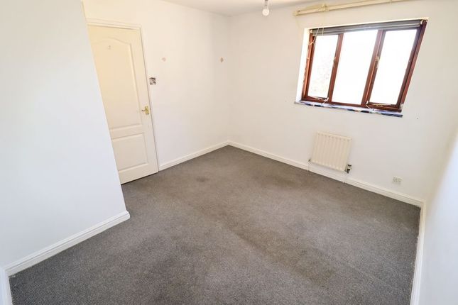 15, Groundsel Close, Milton Keynes photo 4