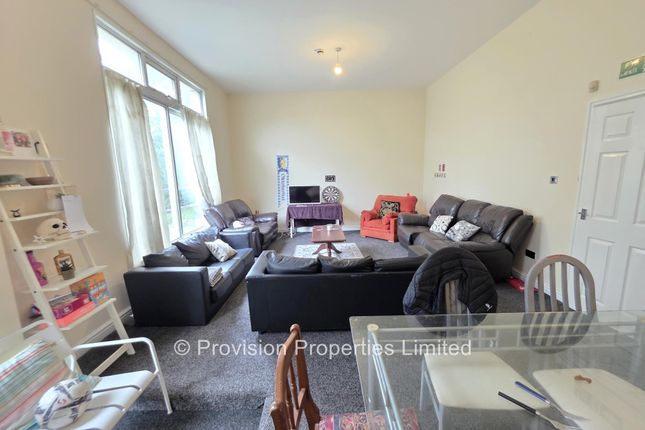 Moorland Avenue, Hyde Park photo 4