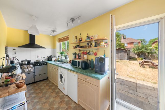 42, Greatdown Road, London photo 4