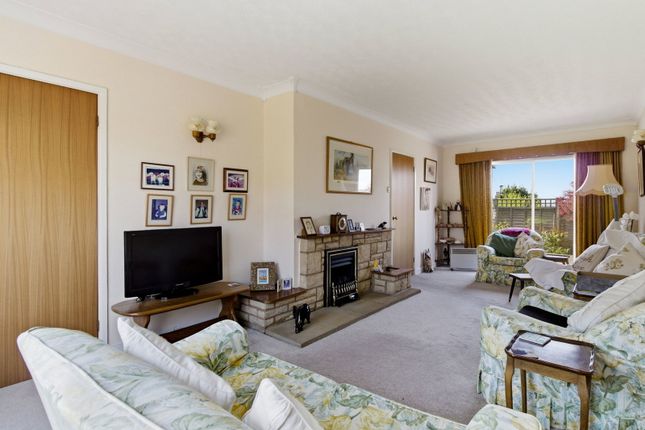 6, Knapp Close, Ledbury photo 3