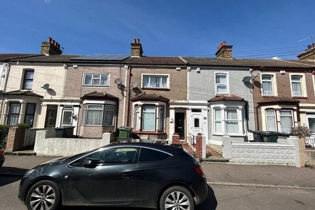Terraced house for sale in Knockhall Road, Greenhithe