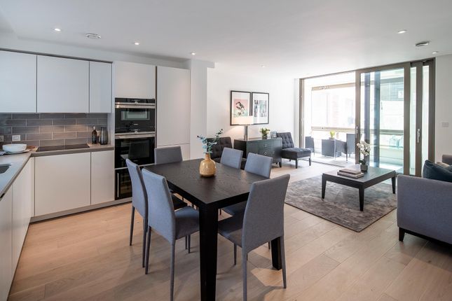 Thumbnail Flat for sale in Acacia Road, Acton, London
