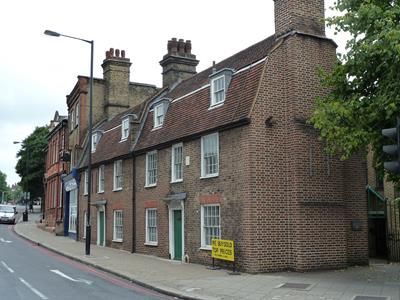 Office to let in Spencer Court, Wandsworth High Street