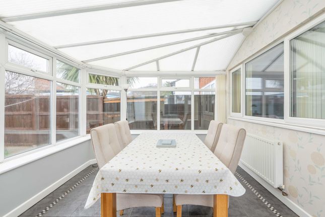5 St. Davids Road, Abergele photo 4
