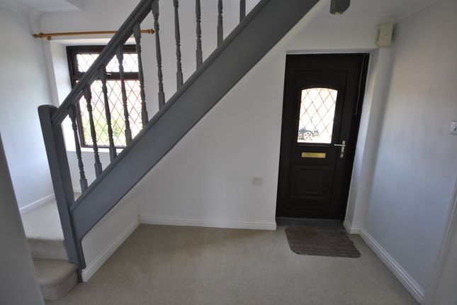 46, Crown Road, Doncaster photo 4