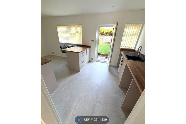 Sephton Drive, Ormskirk photo 3