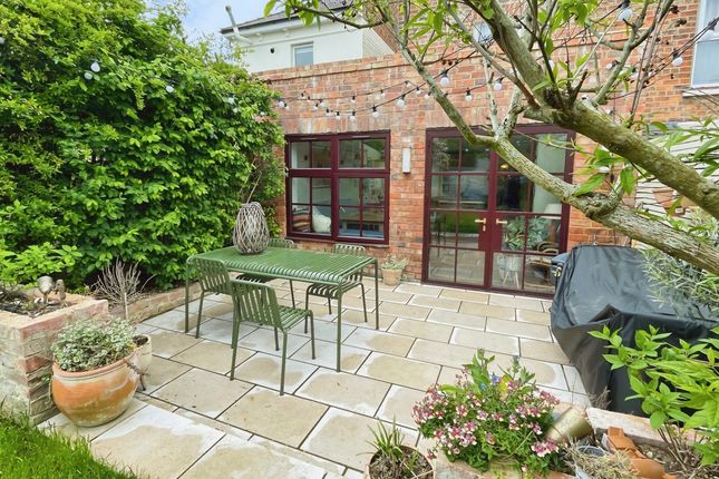 210, London Road, Cheltenham photo 3