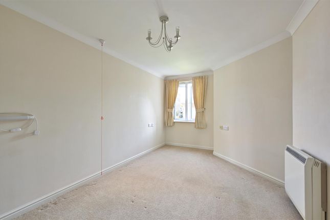 Flat 18, Belview Court, Cranfield Road, Bexhill-On-Sea photo 3