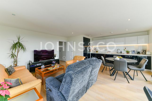 47 Aitons House, Pump House Crescent, Brentford photo 2