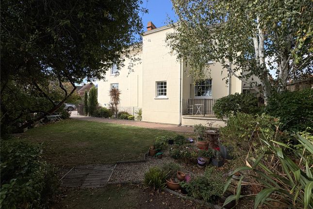 Mount House, Taunton photo 2