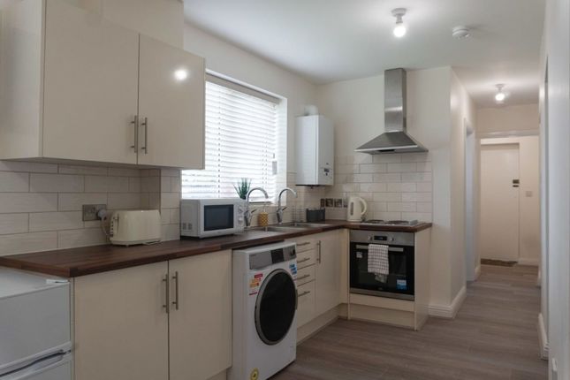 Flat to rent in Middleton Road, Manchester
