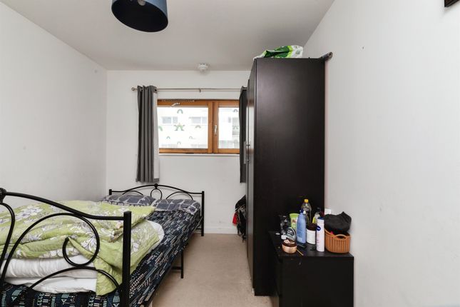 Flat 424, Cutmore, Ropeworks, 1, Arboretum Place, Barking photo 4