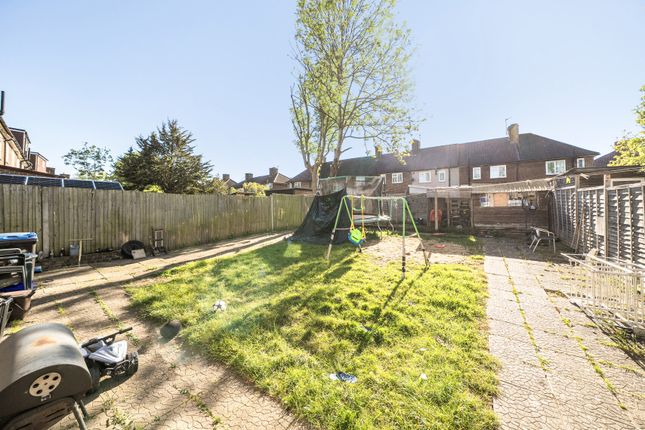 28, St. Helier Avenue, Morden photo 4