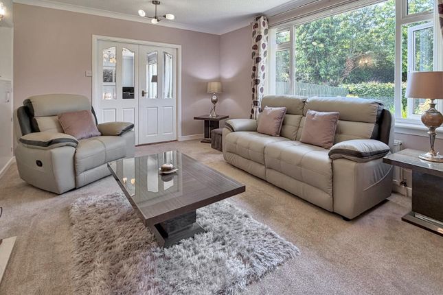 10, Lady Margaret Drive, Elgin photo 4