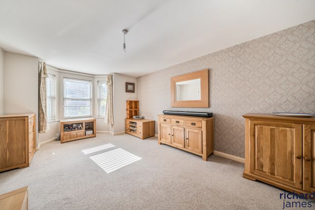 25, Leaze Street, Swindon photo 3