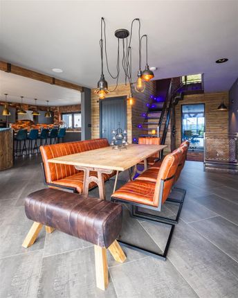 Dbp_Clg_Garrisonhouse_027.Jpg