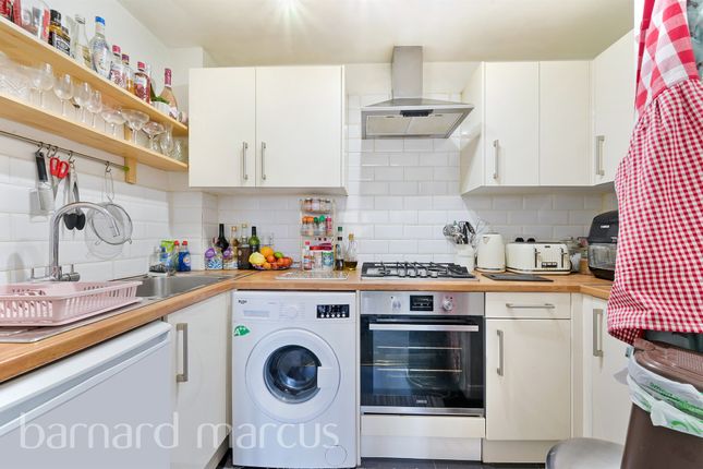 Flat for sale in Wilkins Close, Mitcham