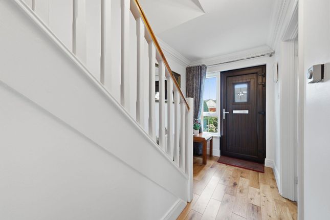 5, Drummond Brae, Ballynahinch photo 4
