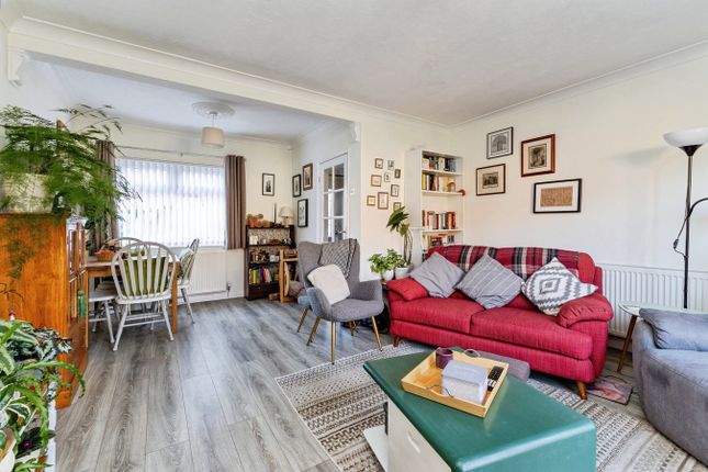 17, Grosvenor Place, Guisborough photo 2