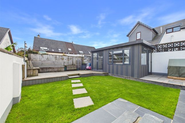 10, Manor Park, Holsworthy photo 2