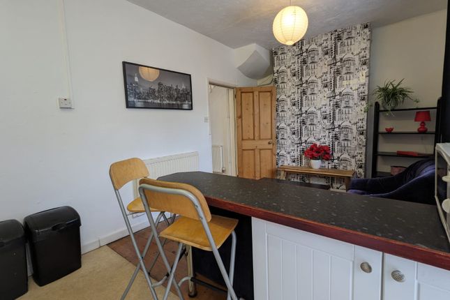 32, May Street, Exeter photo 4