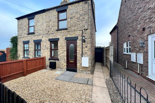 2-bed house on 3, MARCH, £895/mo
